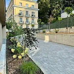 Art & High Z Parkingiem Podziemnym Lägenhet