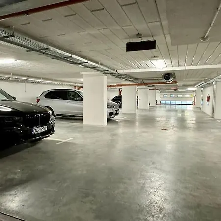 Art & High Z Parkingiem Podziemnym Apartment *