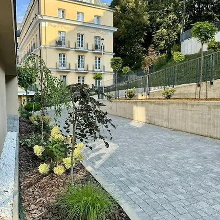 Art & High Z Parkingiem Podziemnym Apartamento