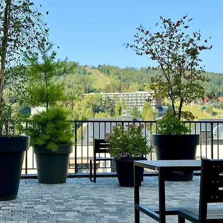 Art & High Z Parkingiem Podziemnym Apartment Krynica-Zdrój
